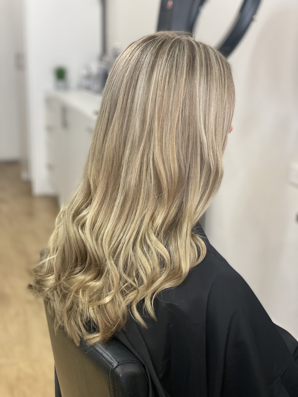 Tanya Teasdell Hair | 28 Regal Brae, King Creek NSW 2446, Australia | Phone: 0468 410 215