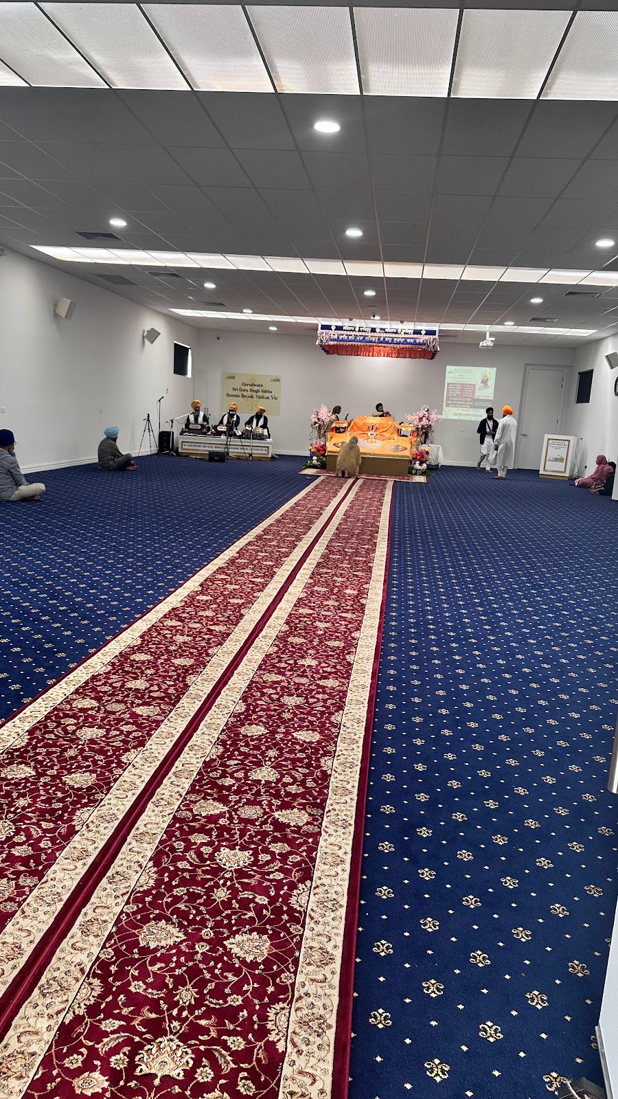 Sri Guru Singh Sabha Bonnie Brook | 718 Leakes Rd, Bonnie Brook VIC 3335, Australia | Phone: 0422 900 741