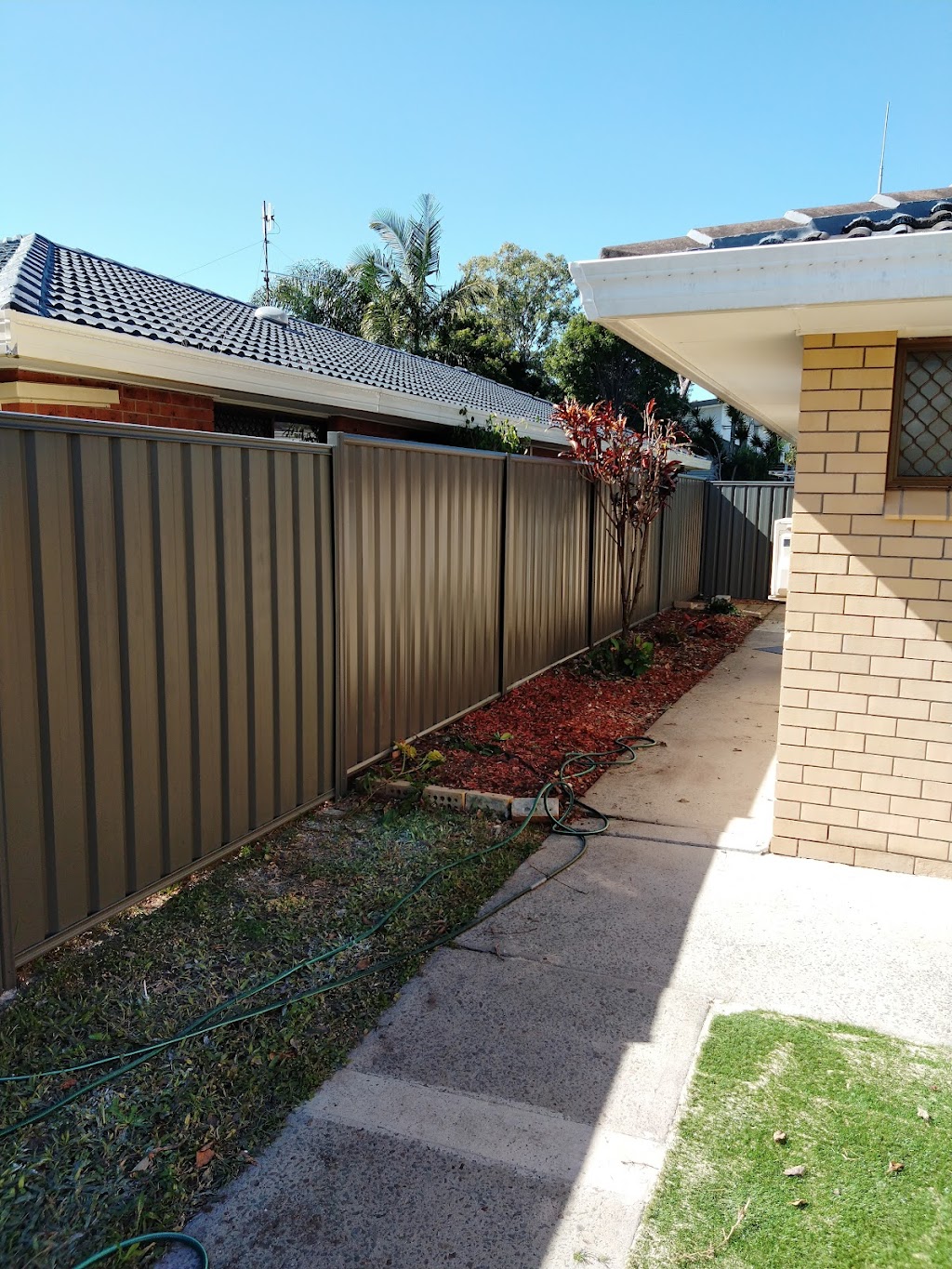 Discount Fencing Supplies | 11 William Banks Dr, Burleigh Heads QLD 4220, Australia | Phone: (07) 5638 0839