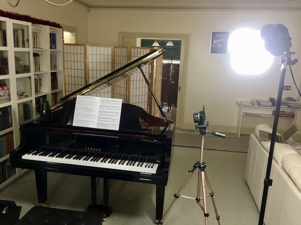 Jazer Lee Piano Studio | school | 15 Richardson Rise, Wantirna South VIC 3152, Australia | 0423256940 OR +61 423 256 940