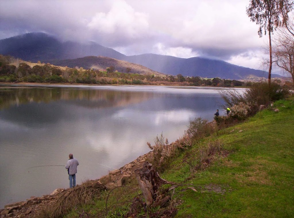 Totally Trout Fishing Centre | 42 Downey St, Alexandra VIC 3714, Australia | Phone: (03) 5772 2662