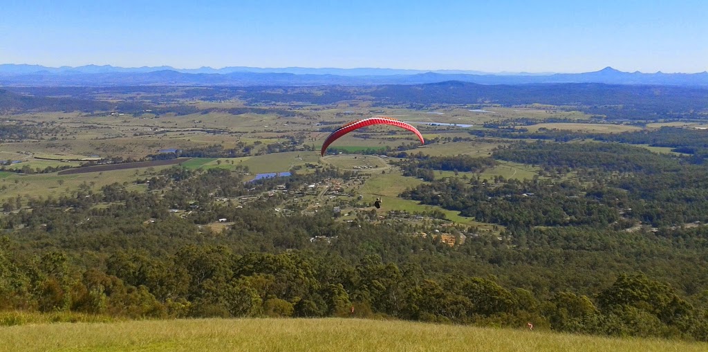 Sky Sports Paragliding & Hang gliding Tandems | 6 Triscay Pl, Varsity Lakes QLD 4227, Australia | Phone: 0457 287 200