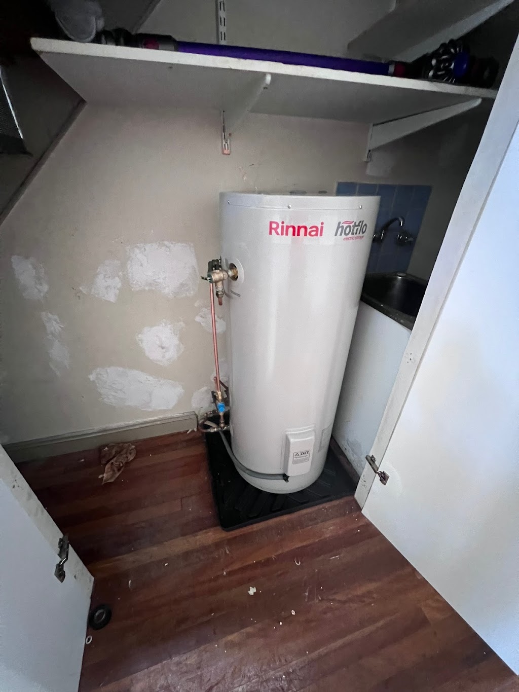 Crystal Hot Water | 3/19 Miowera Rd, Villawood NSW 2163, Australia | Phone: 1300 410 785