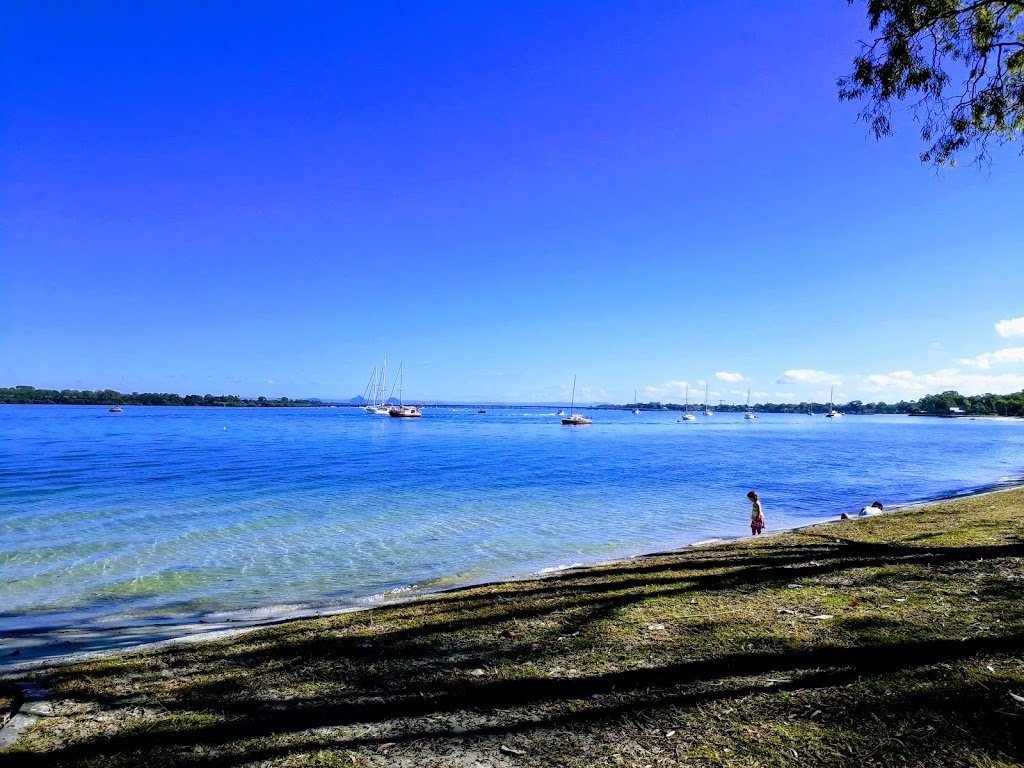 Bribie Island Bowls Club | restaurant | 23/11 Welsby Parade, Bongaree QLD 4507, Australia | 0734081018 OR +61 7 3408 1018