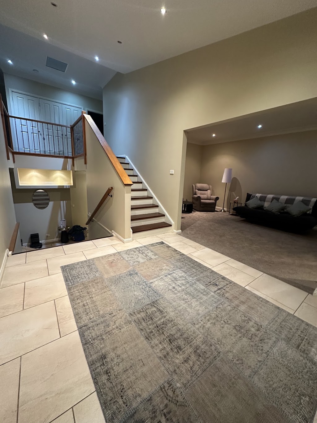 The Hillwood Manor | 15 Beths St, Old Erowal Bay NSW 2540, Australia | Phone: 0431 155 087