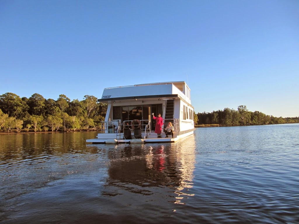 Coomera Houseboat Holidays | 84 Shipper Dr, Coomera QLD 4209, Australia | Phone: (07) 5502 6200