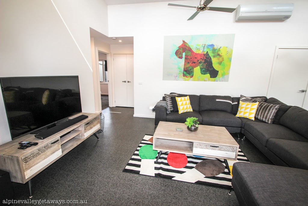 Decked Out at Bright | lodging | 54A Gavan St, Bright VIC 3741, Australia | 0357592555 OR +61 3 5759 2555