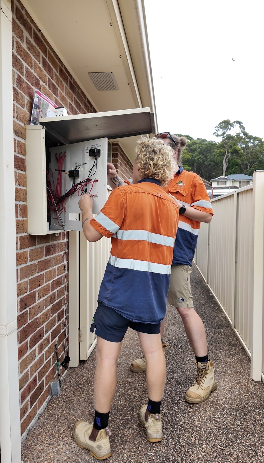 3 Point Electrical | 5 Peach Rd, Black Hill NSW 2322, Australia | Phone: 0468 002 076