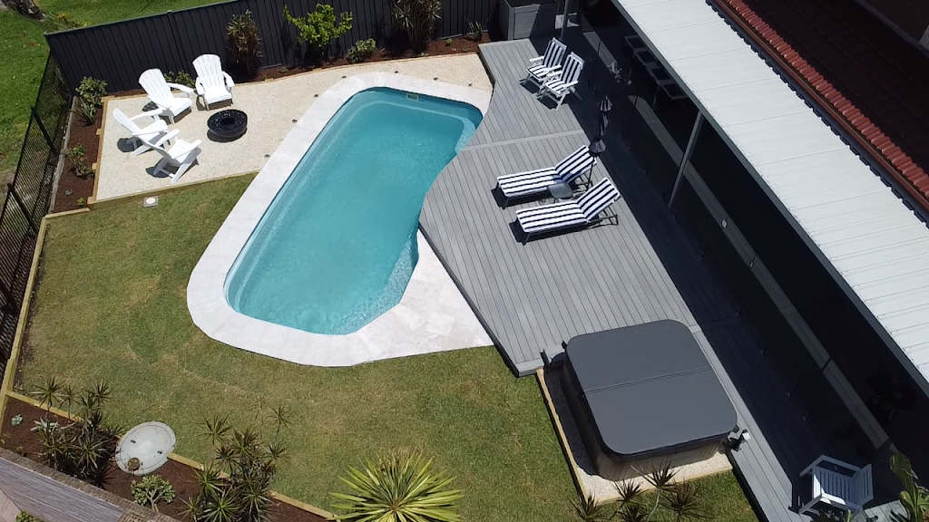 Dan Amato Landscaping | 38 Green Point Dr, Green Point NSW 2428, Australia | Phone: 0434 710 066