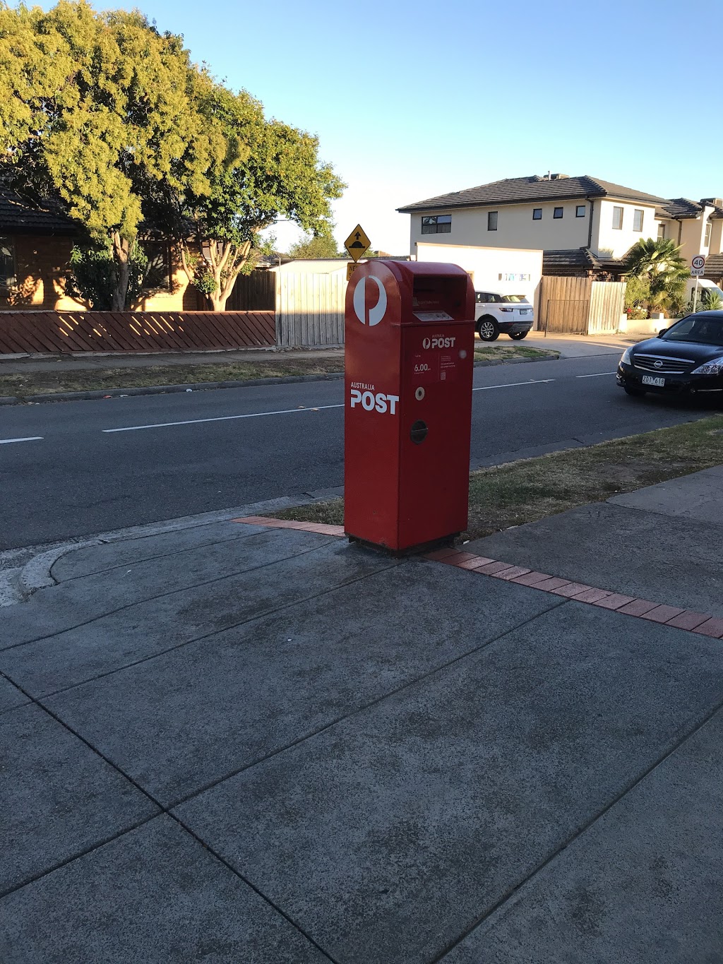 Australia Post | post office | 124 Police Rd, Springvale VIC 3171, Australia | 0395467677 OR +61 3 9546 7677