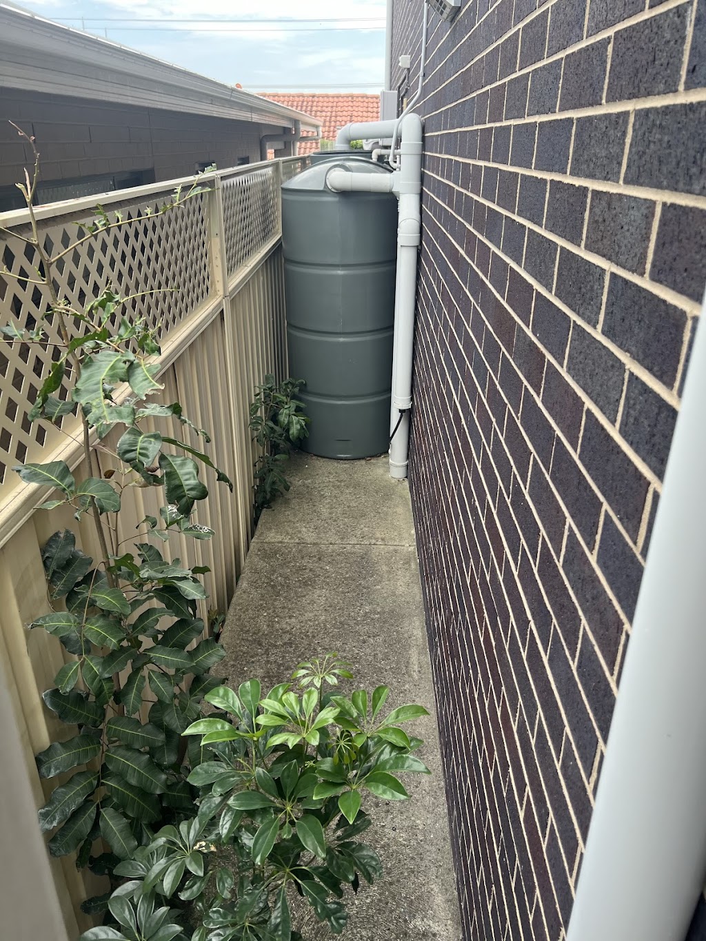Newcastle Pressure Washing | 1 Buchanan St, Merewether NSW 2291, Australia | Phone: 0402 527 919
