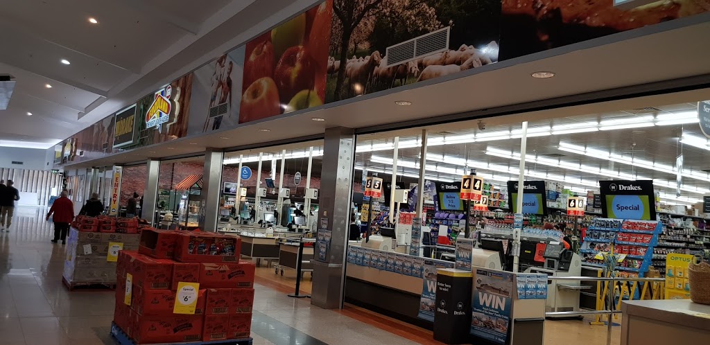 Drakes Aldinga Foodland | supermarket | Aldinga Beach Road &, Pridham Blvd, Aldinga SA 5173, Australia | 0885572000 OR +61 8 8557 2000