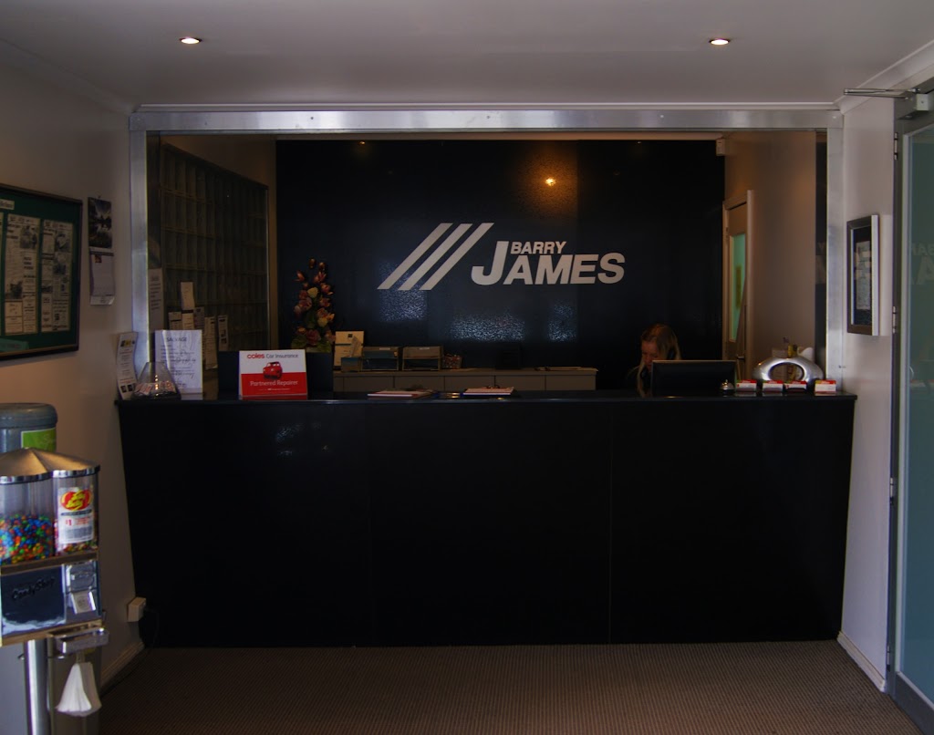 Barry James Smash Repairs | car repair | 317 Skipton St, Ballarat Central VIC 3350, Australia | 0353292222 OR +61 3 5329 2222