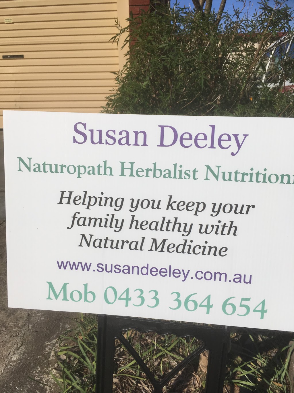 Susan Deeley Naturopath | 24 Oldridge St, Hamilton Hill WA 6163, Australia | Phone: 0433 364 654