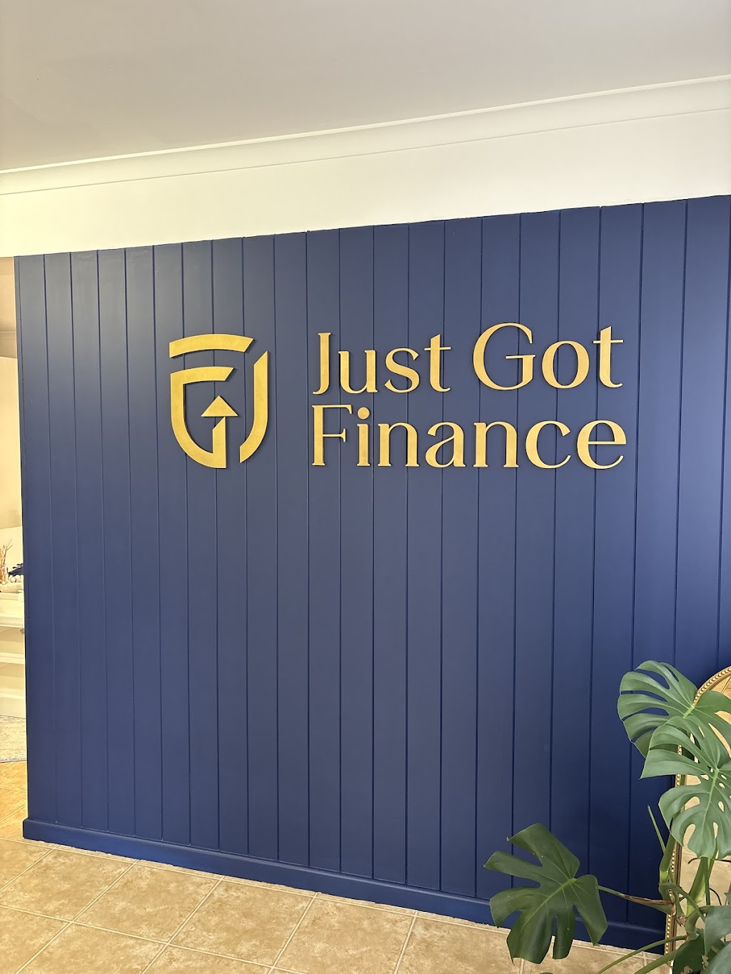 Just Got Finance | 174 Flinders Parade, Sandgate QLD 4017, Australia | Phone: 0491 378 167