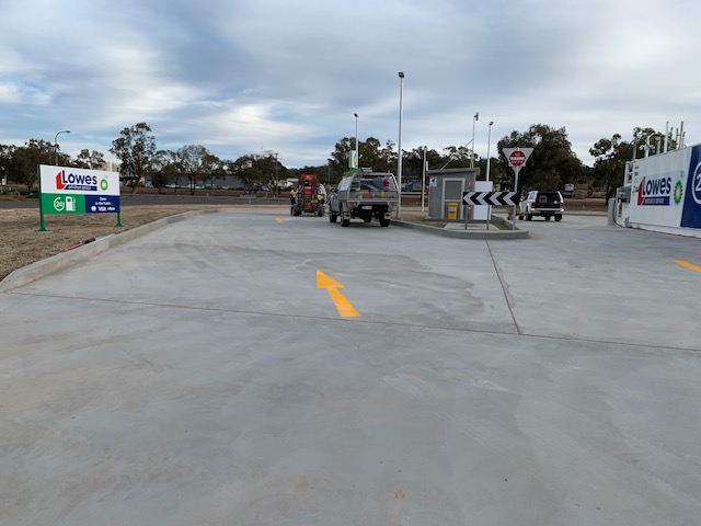 Lowes Petroleum Gunnedah Opt | 1 Law Close, Gunnedah NSW 2380, Australia