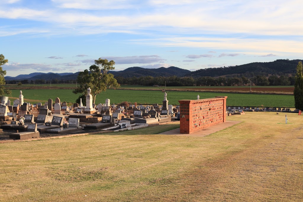 Wellington Cemetery | cemetery | 11 Old Sydney Rd, Wellington NSW 2820, Australia