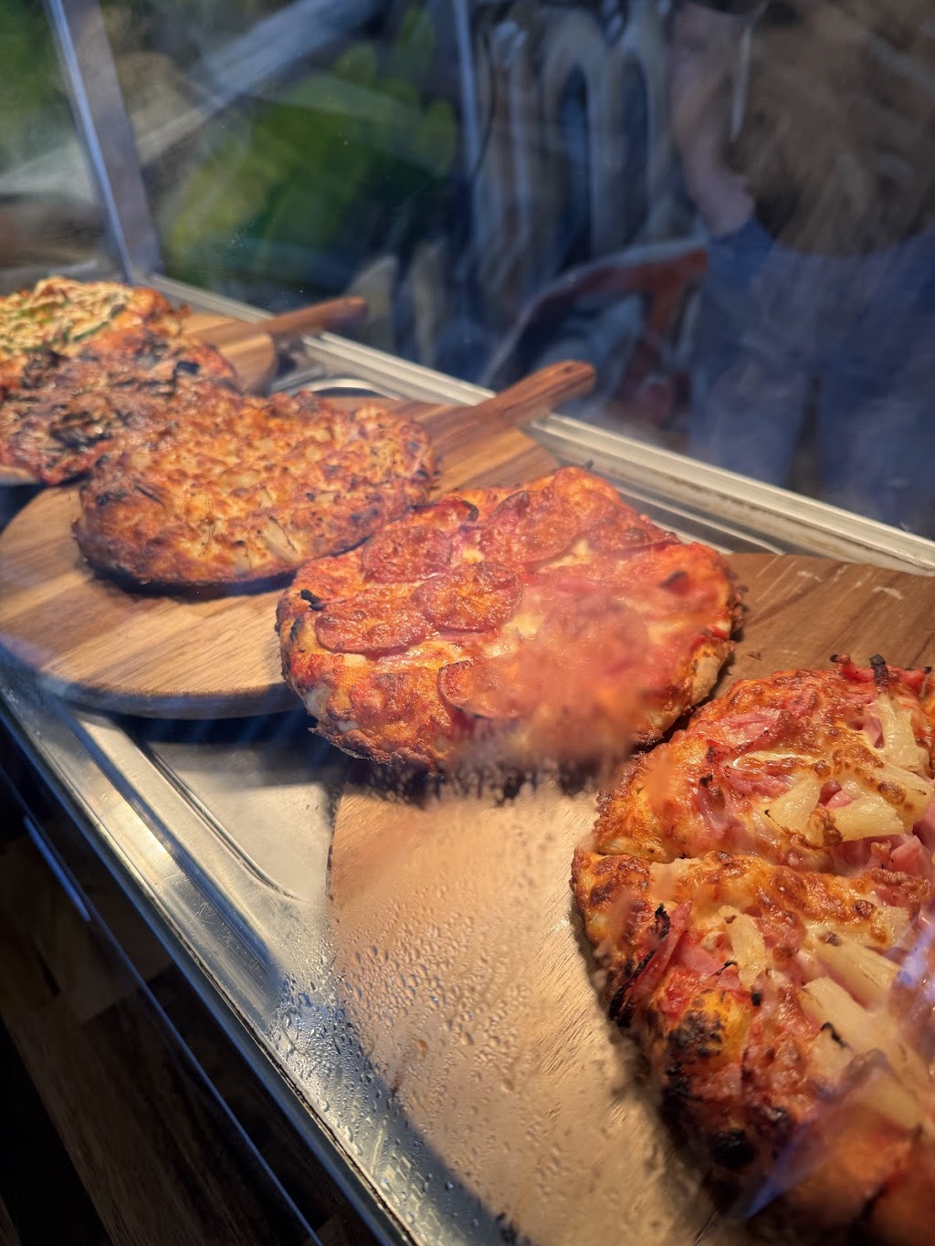 Viva Italia Pizzeria | 67 High St, New Norfolk TAS 7140, Australia | Phone: (03) 6261 1892 Viva Italia Pizzeria | 67 High St, New Norfolk TAS 7140, Australia | Phone: (03) 6261 1892