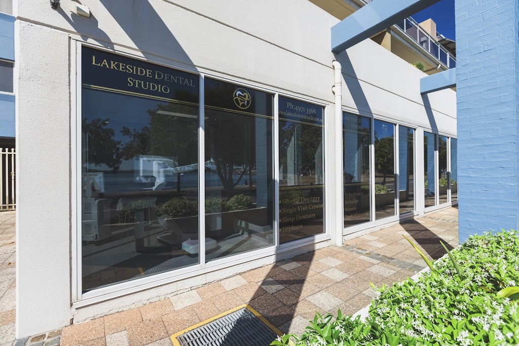 Lakeside Dental Studio | Ground Floor, Paris Apartments, 5/2 Belmont St, Swansea NSW 2281, Australia | Phone: (02) 4971 3366