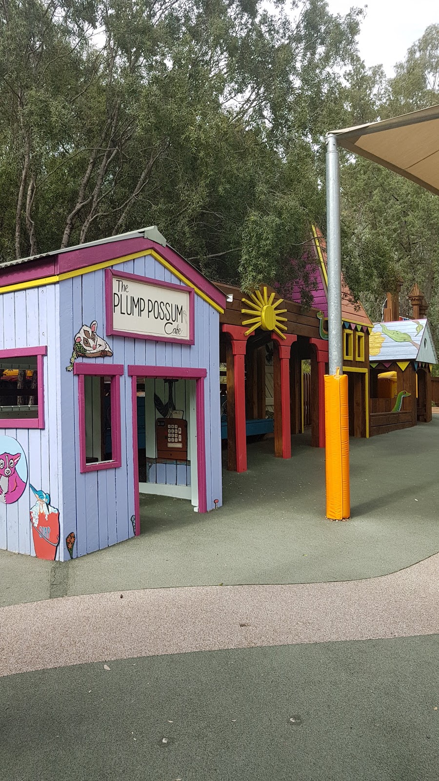 Tamworth Adventure Playground | Marsupial Park, Endeavour Dr, Tamworth NSW 2340, Australia | Phone: (02) 6767 5555