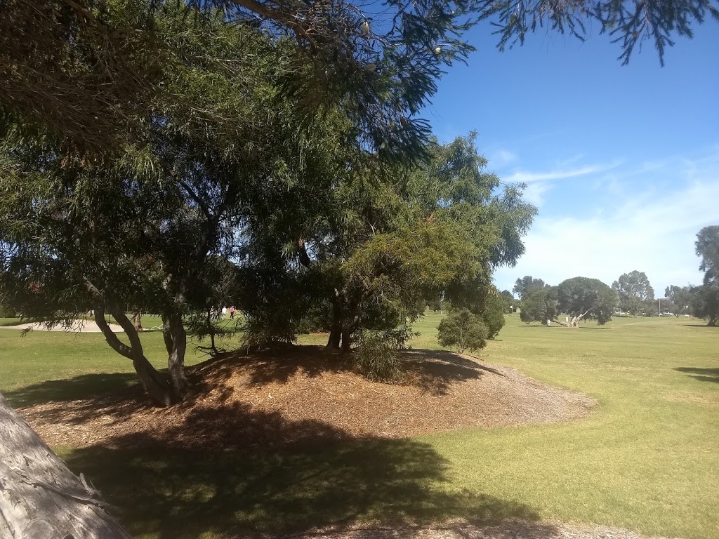 Australasian Golf Club |  | 112 Fraser Ave, Edithvale VIC 3196, Australia | 0397724242 OR +61 3 9772 4242