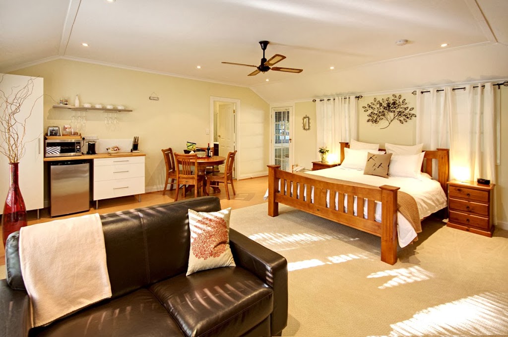 One Tree Bed and Breakfast | lodging | 2 Church St, Auburn SA 5451, Australia | 0413466013 OR +61 413 466 013