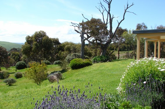 Austiny Bed and Breakfast | 62 Glassenbury Dr, Victor Harbor SA 5211, Australia | Phone: (08) 8552 6617