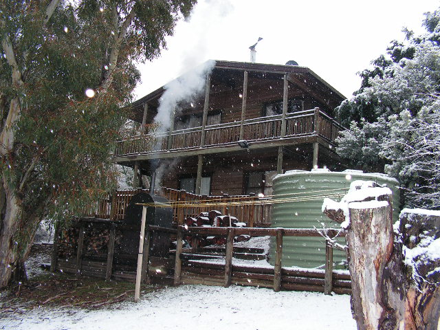 Yuranga Cottage | 20 Banjo St, Old Adaminaby NSW 2629, Australia | Phone: 0404 467 436