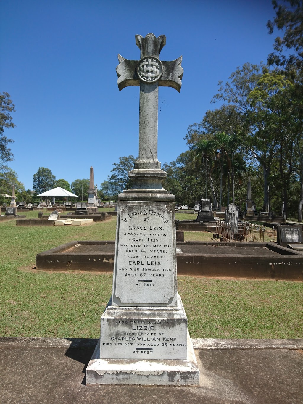Lawnton Cemetery | cemetery | Lawnton QLD 4501, Australia