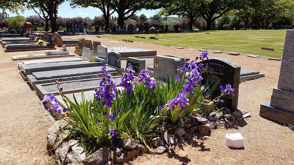 Woden Cemetery | cemetery | Justinian St, Phillip ACT 2606, Australia | 0262040200 OR +61 2 6204 0200