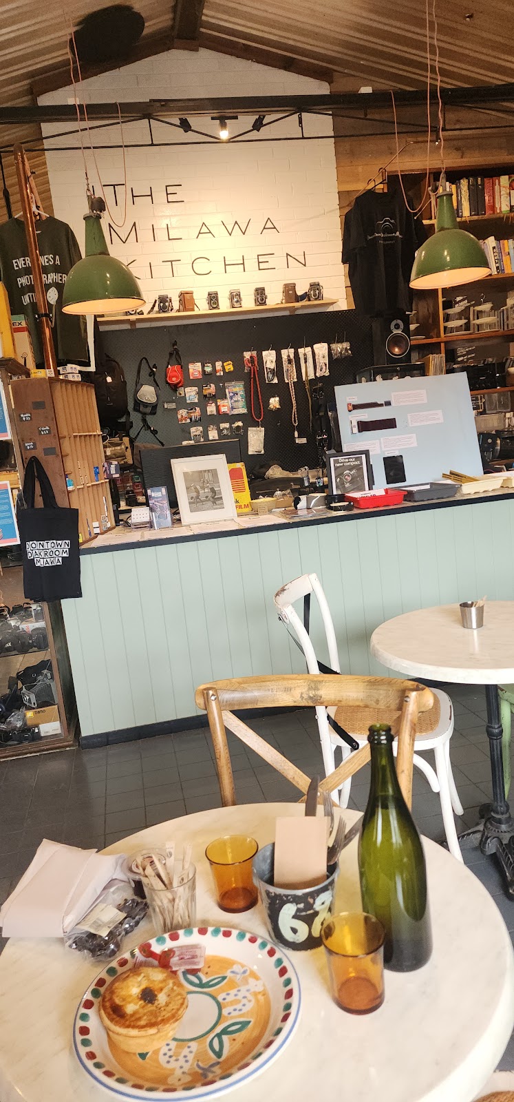 Downtown Darkroom Milawa | 25 Milawa-Bobinawarrah Rd, Milawa VIC 3678, Australia | Phone: 0411 095 945