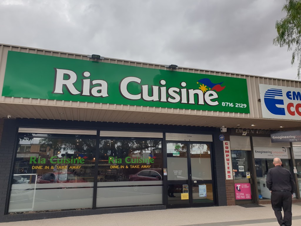 Ria Cuisine | restaurant | 10 Wallace Square, Melton VIC 3337, Australia | 0387162129 OR +61 3 8716 2129