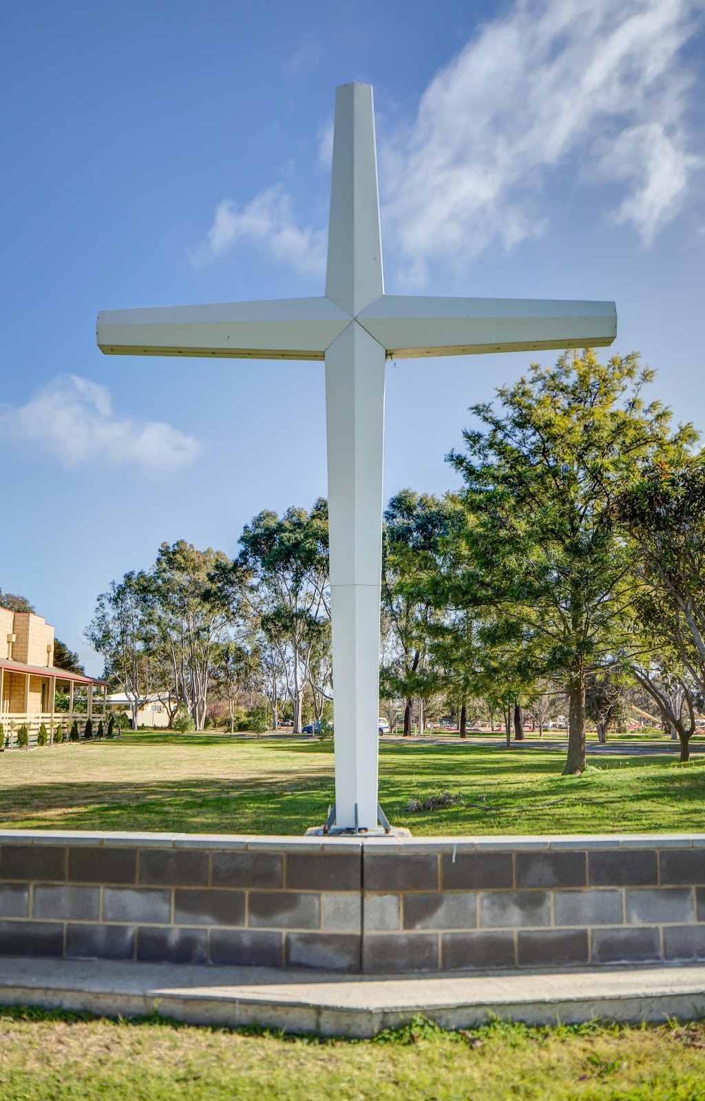 Swan Hill Christian Centre | church | 5603A Murray Valley Hwy, Swan Hill VIC 3585, Australia | 0350324107 OR +61 3 5032 4107