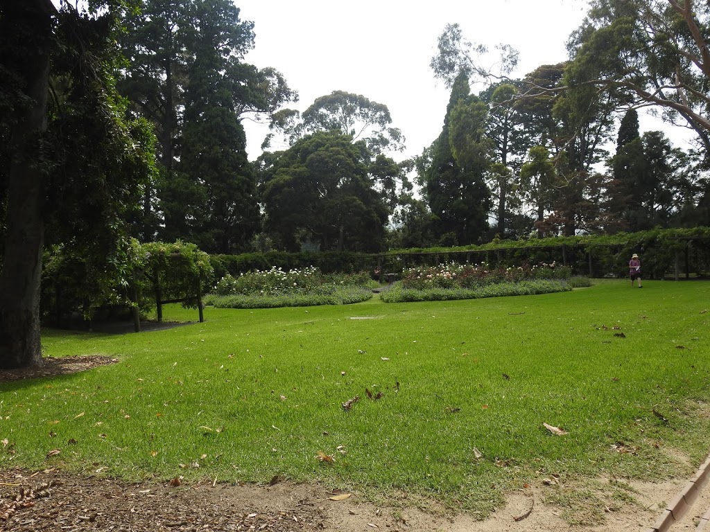 Government House Rose Garden | park | Government House Dr, Melbourne VIC 3004, Australia