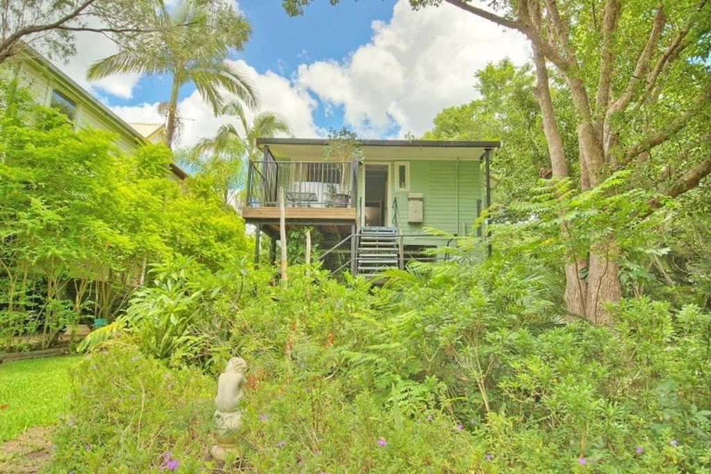 Melville House Holiday Cottage 11 | 250A Keen St, East Lismore NSW 2480, Australia | Phone: (02) 6621 5778