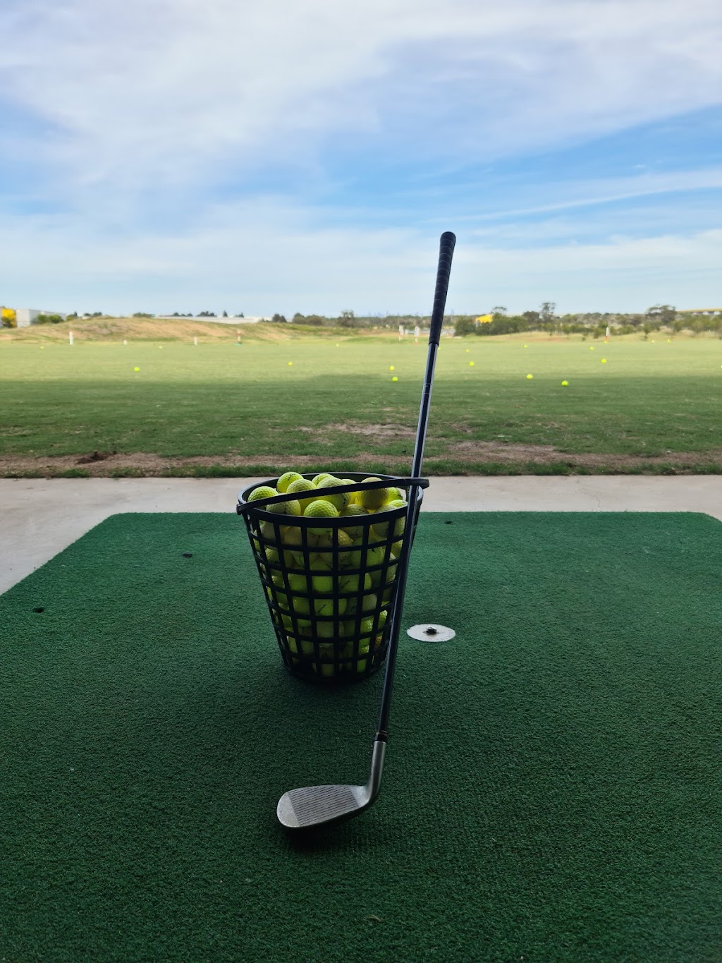 Mt Derrimut Driving Range & Mini Golf | 475 Mt Derrimut Rd, Derrimut VIC 3026, Australia | Phone: (03) 8737 9011