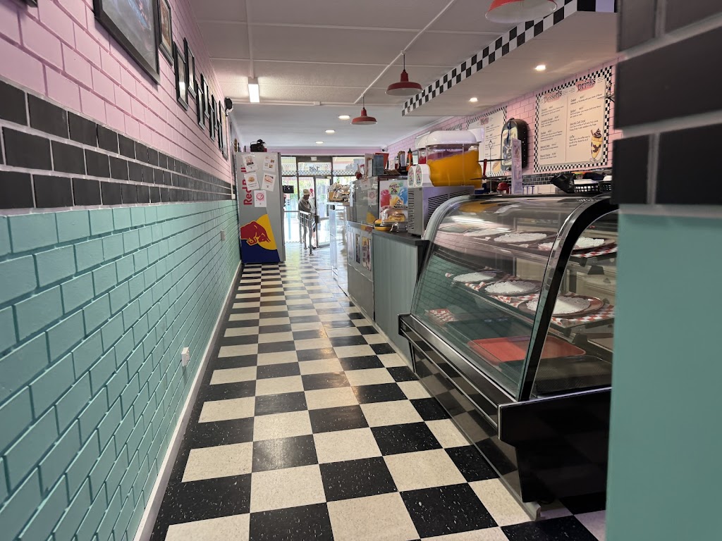 Shezza’s Diner | 147 C803, Ballan VIC 3342, Australia | Phone: (03) 5368 9249