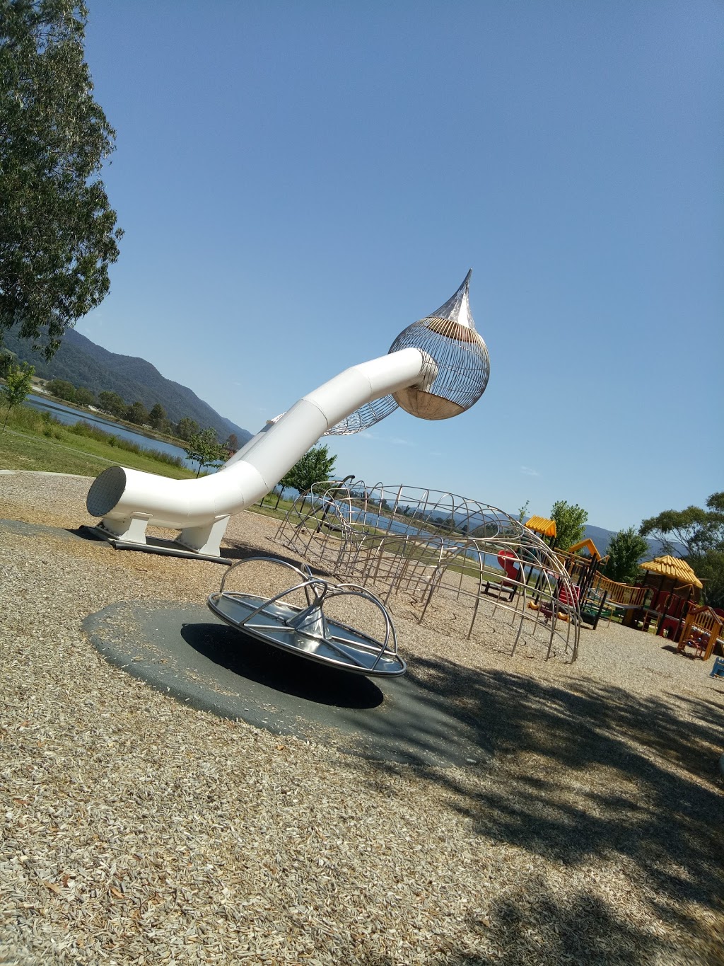 Bicentennial Park, With Playground, BBQs, Beach And Boat Ramp | Boat Ramp Rd, Mount Beauty VIC 3699, Australia
