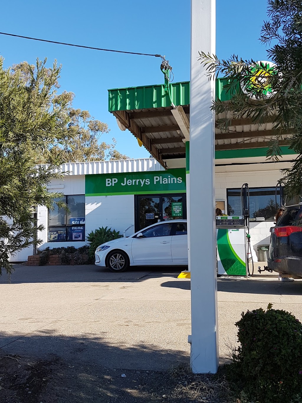 BP | gas station | Lot 2 Pagan St, Jerrys Plains NSW 2330, Australia | 0265764155 OR +61 2 6576 4155