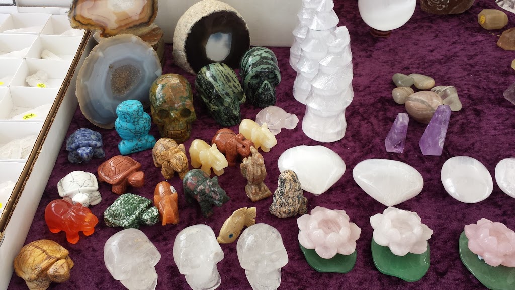 Exotic Gems and Minerals Warehouse | store | 860 Tilley Rd, Chandler QLD 4155, Australia | 0400380541 OR +61 400 380 541