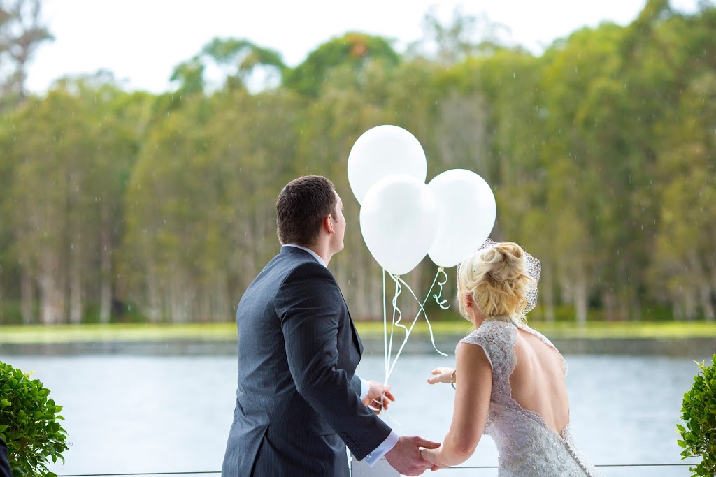Brisbane Marriage Celebrant Robyn Nicolle | 3 Zeppo Pl, McDowall QLD 4053, Australia | Phone: 0405 442 792