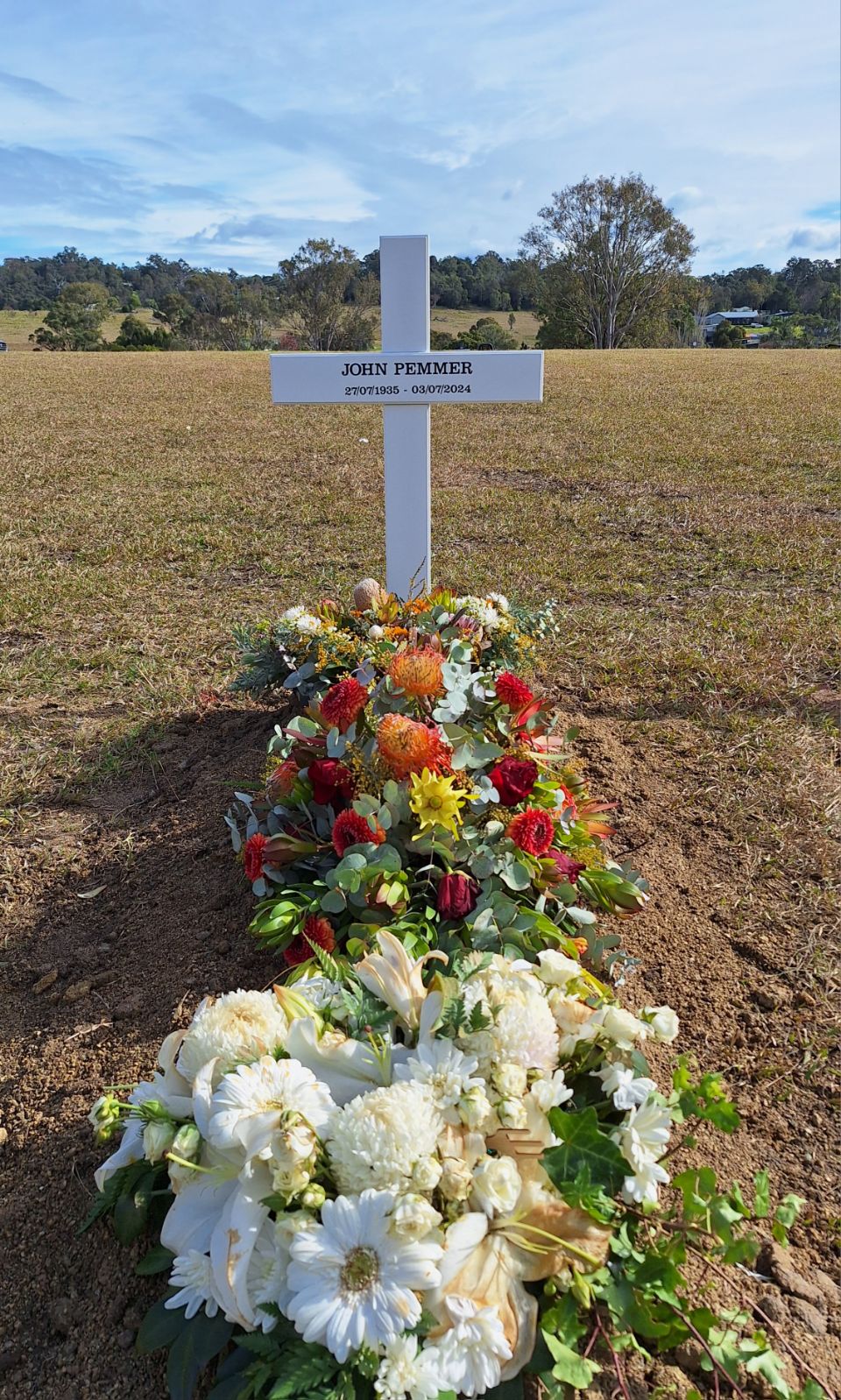 Tree of Life Funerals - Batemans Bay, Moruya, Narooma | 20 Angophora Pl, Catalina NSW 2536, Australia | Phone: 0493 276 554