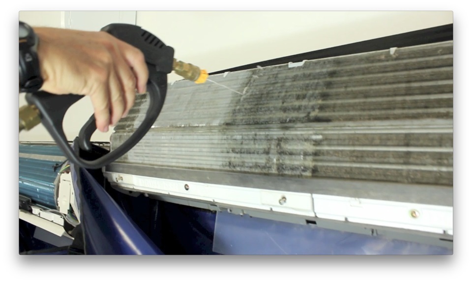 AirCon Cleaning Gold Coast | 25 Earle Ct, Tallai QLD 4213, Australia | Phone: (07) 5646 3744