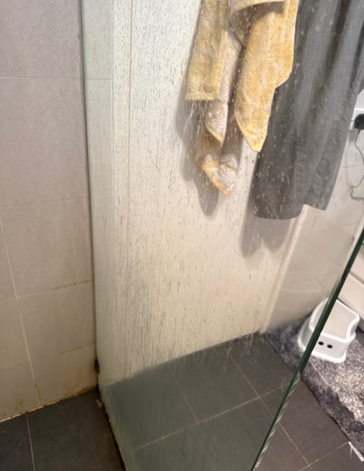 Pelikan Cleaning Services | 13 Royal Rd, Bonbeach VIC 3196, Australia | Phone: 0490 725 579