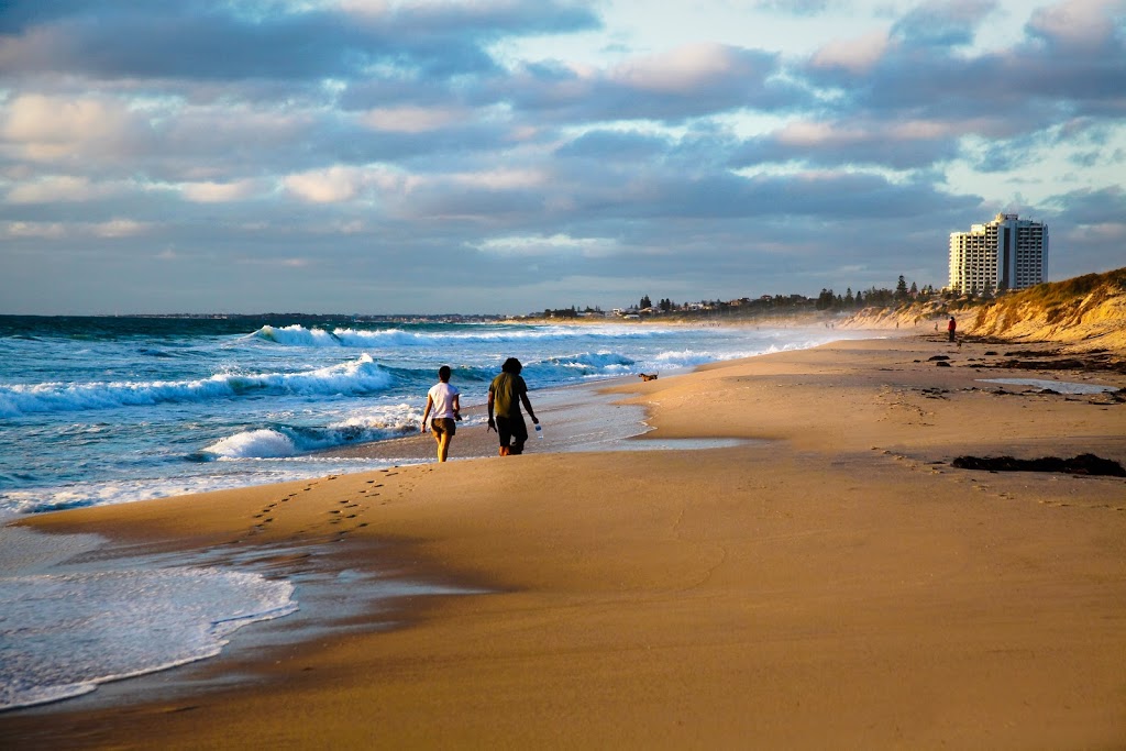 Peasholm Dog Beach | park | w 6019, 360A W Coast Hwy, Scarborough WA 6019, Australia