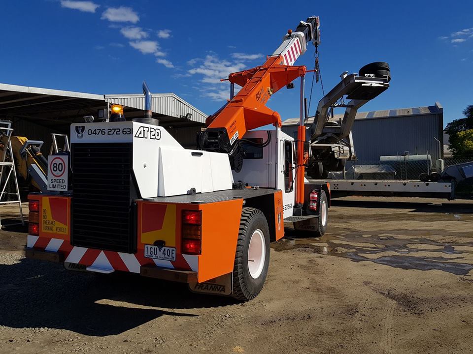 B and M Cranes | 15 Stirloch Cct, Traralgon East VIC 3844, Australia | Phone: 0476 272 631