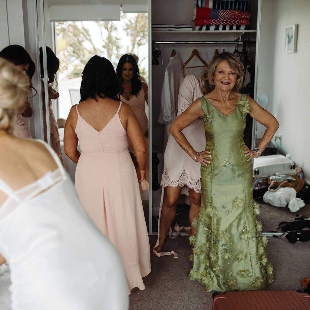 Thus Dressmaking & Clothing Alterations | 1/149 The Boulevarde, Oak Flats NSW 2529, Australia | Phone: (02) 4202 5425