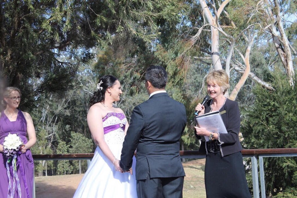 Sue Curley, Celebrant | 3 Royal Pines Cl, Dubbo NSW 2830, Australia | Phone: 0419 482 500