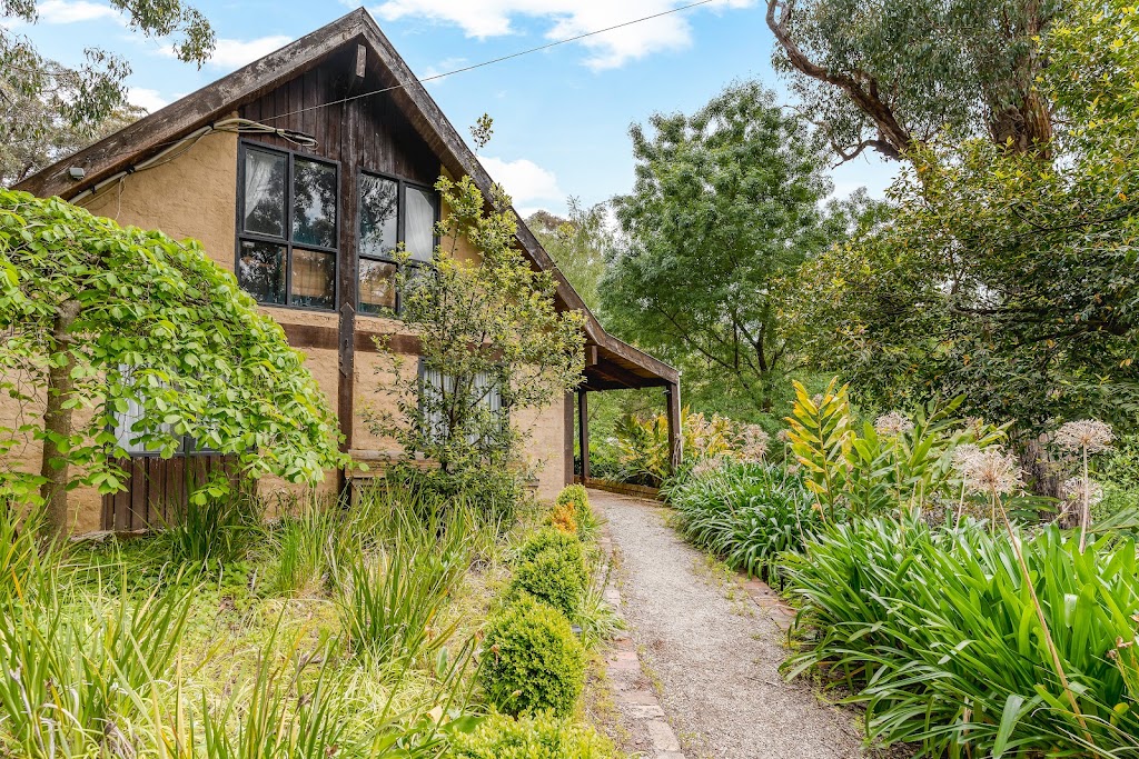 Sun-Kissed Forest Garden | 10 Stewart Rd, Emerald VIC 3782, Australia | Phone: 0450 424 796