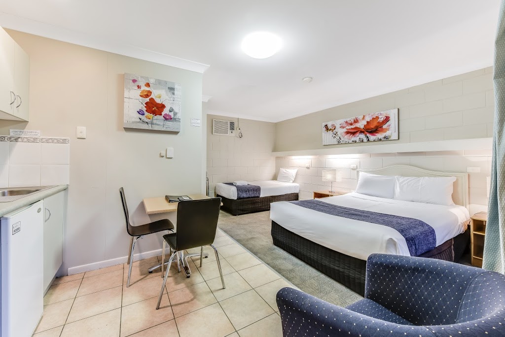 Cleveland Motor Inn | lodging | 37 Freeth St E, Ormiston QLD 4160, Australia | 0732863911 OR +61 7 3286 3911